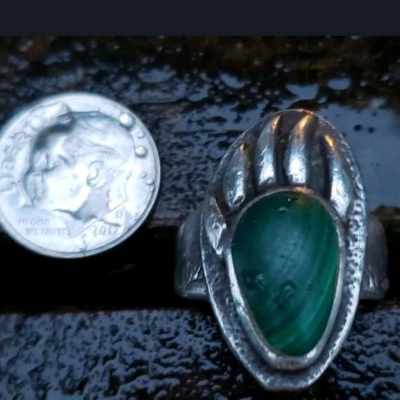 Vintage Other - Vintage Malachite Native American Sterling Ring